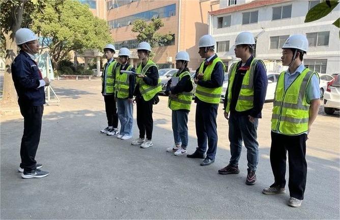 1702459559331182.jpg 1702459559331182.jpg